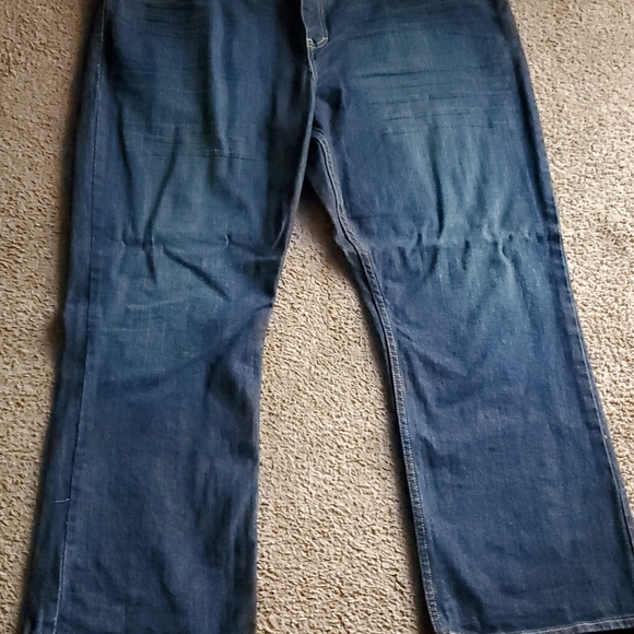 Jeans - Picture 3 of 3